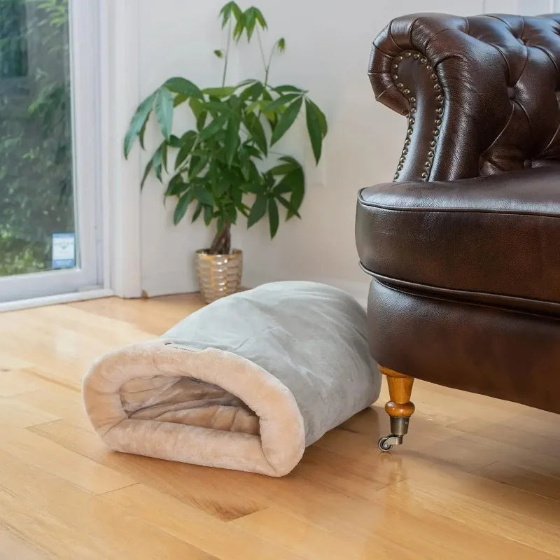 Autumn and Winter Cat Sleeping Bag Semi-enclosed Cat Nest